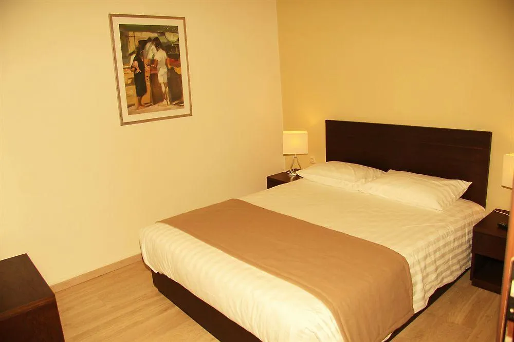 Rea Hotel Heraklion  0*, Heraklion (Crete)