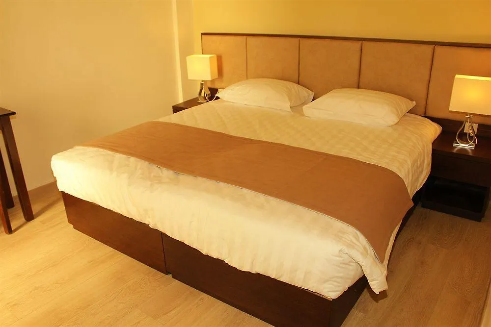 Rea Hotel Heraklion