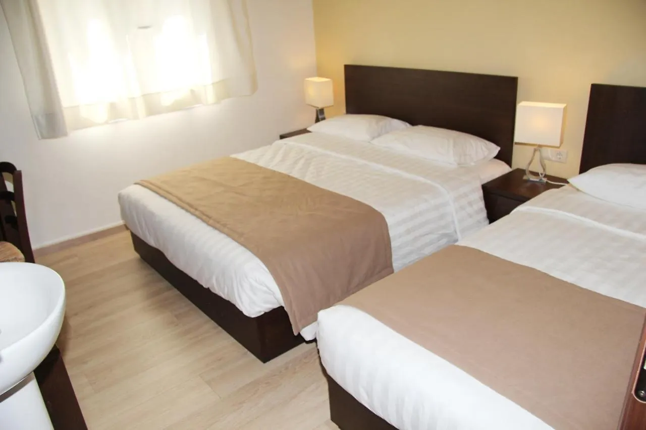 Rea Hotel Heraklion  Heraklion (Crete)