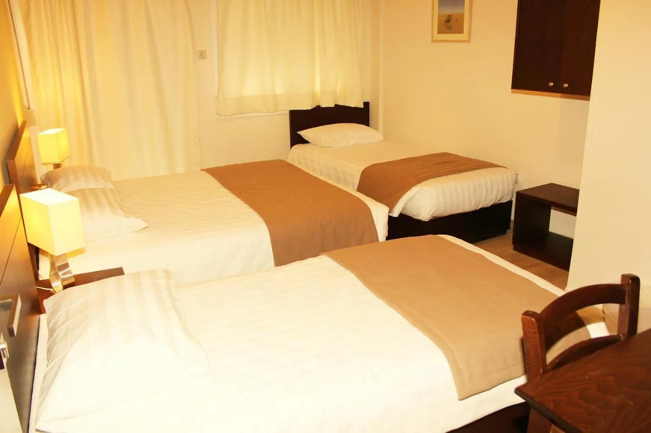 Rea Hotel Heraklion   Heraklion (Crete)